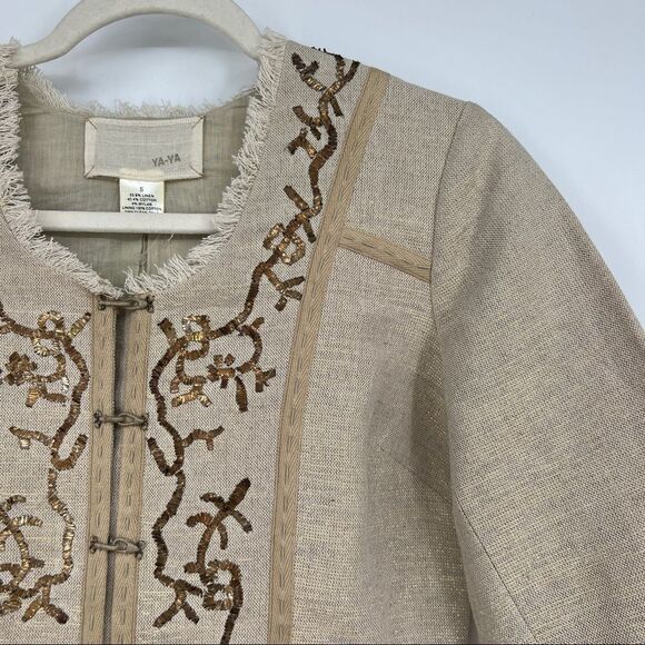 YA-YA Raw Edge Embroidered Canvas Roundneck Hook and Loop Beige Jacket - Picture 2 of 12